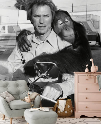 murale in bianco e nero di Clint Eastwood e orangutan chiamato Clint Eastwood (Every Whichy Way but Loose)