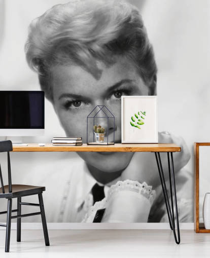 black and white doris day wallpaper mural called Doris Day (The Man Who Knew Too Much)