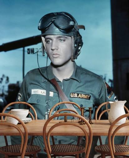 Elvis Presley -elokuvan taustakuvamaalaus nimeltä Elvis Presley (GI Blues) olohuoneisiin ja makuuhuoneisiin Elvis Presley -elokuvan taustakuvamaalaus nimeltä Elvis Presley (GI Blues) olohuoneisiin ja makuuhuoneisiin