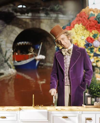 farbenfrohe Willy Wonka-Tapete namens Gene Wilder (Willy Wonka & the Chocolate Factory) für Schlafzimmer und Heimbüros