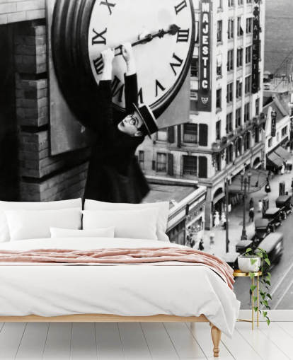mural de papel pintado de película muda en blanco y negro llamado Harold Lloyd (Safety Last!) para dormitorios, oficinas y negocios