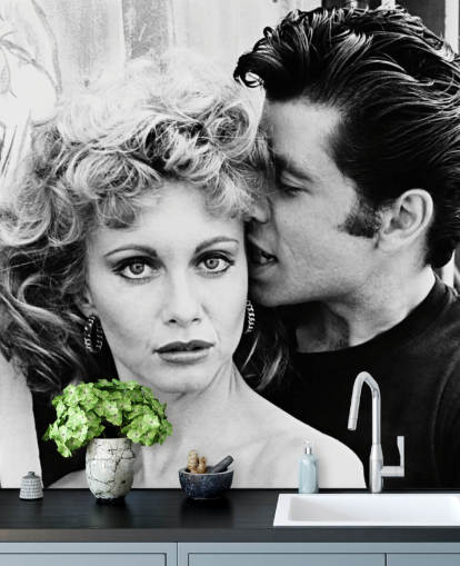 mural de papel pintado de grasa en blanco y negro llamado Olivia Newton-John & John Travolta (Grease) II