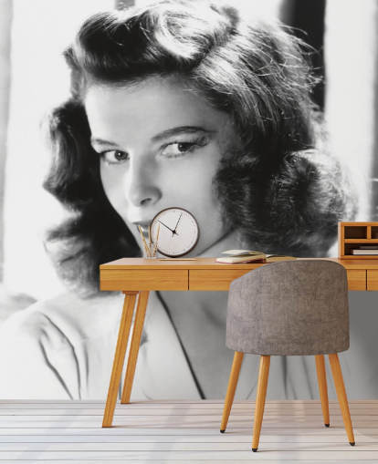 sort/hvid katharine hepburn vægmaleri kaldet Katharine Hepburn (Årets kvinde)