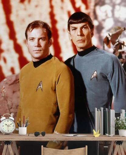 Star Trek -taustakuvamaalaus nimeltä Leonard Nimoy & William Shatner (Star Trek) makuuhuoneisiin, olohuoneisiin ja elokuvateatterihuoneisiin Star Trek -taustakuvamaalaus nimeltä Leonard Nimoy & William Shatner (Star Trek) makuuhuoneisiin, olohuoneisiin ja elokuvateatterihuoneisiin