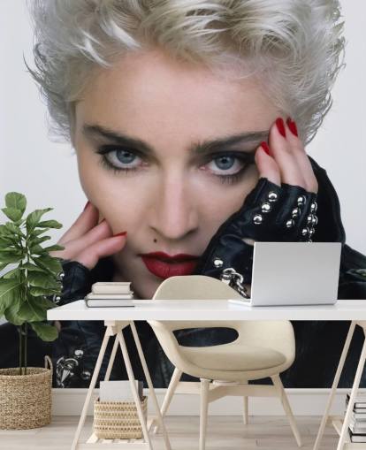 mural de papel pintado de un músico llamado Madonna (¿Quién es esa chica?) para dormitorios y salas de estar