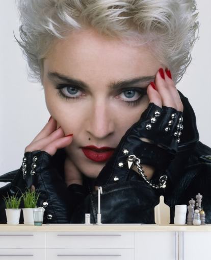 musiker tapetväggmålning som heter Madonna (Vem är den flickan?) för sovrum och vardagsrum