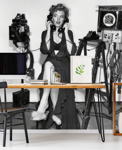 schwarz-weiße Marilyn Monroe-Wandtapete namens Marilyn Monroe (Don't Bother to Knock) für Schlafzimmer und Heimbüros