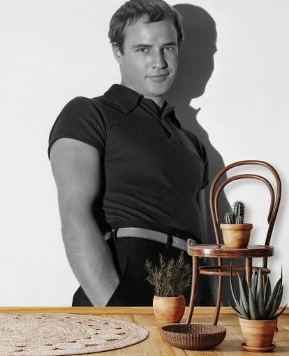 svart-hvitt skuespiller tapetmaleri kalt Marlon Brando for soverom, stuer og hjemmekontorer svart-hvitt skuespiller tapetmaleri kalt Marlon Brando for soverom, stuer og hjemmekontorer