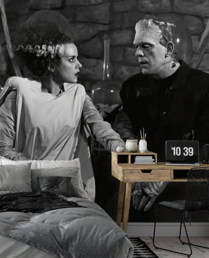 carta da parati murale classica in bianco e nero chiamata Boris Karloff ed Elsa Lanchester (La sposa di Frankenstein) per camere da letto e salotti carta da parati murale classica in bianco e nero chiamata Boris Karloff ed Elsa Lanchester (La sposa di Frankenstein) per camere da letto e salotti