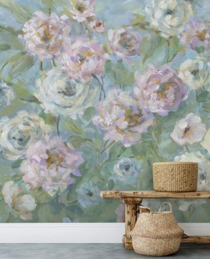 carta da parati murale da giardino rosa, bianca e verde chiamata Delicate Rose Garden di Carol Robinson per salotti e camere da letto