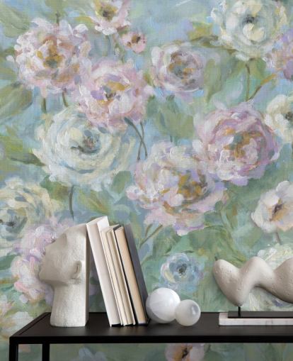 mural de papel pintado de jardín rosa, blanco y verde llamado Delicate Rose Garden de Carol Robinson para salas de estar y dormitorios mural de papel pintado de jardín rosa, blanco y verde llamado Delicate Rose Garden de Carol Robinson para salas de estar y dormitorios