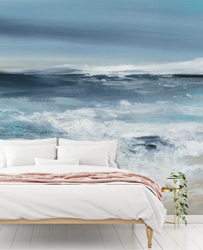 blauwe abstracte strandbehangmuurschildering genaamd Long Peaceful Beach van Carol Robinson voor slaapkamers en badkamers blauwe abstracte strandbehangmuurschildering genaamd Long Peaceful Beach van Carol Robinson voor slaapkamers en badkamers