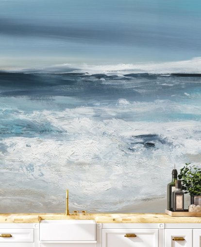 blaue abstrakte Strandtapete namens Long Peaceful Beach von Carol Robinson für Schlafzimmer und Badezimmer