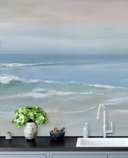 carta da parati murale blu chiaro con vista sull'oceano chiamata Mellow Ocean View di Carol Robinson per casa, uffici e camere da letto carta da parati murale blu chiaro con vista sull'oceano chiamata Mellow Ocean View di Carol Robinson per casa, uffici e camere da letto