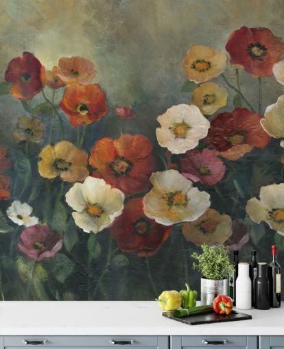 mural de papel pintado de amapolas oscuras llamado Poppy Perfection de Carol Robinson para salas de estar y dormitorios