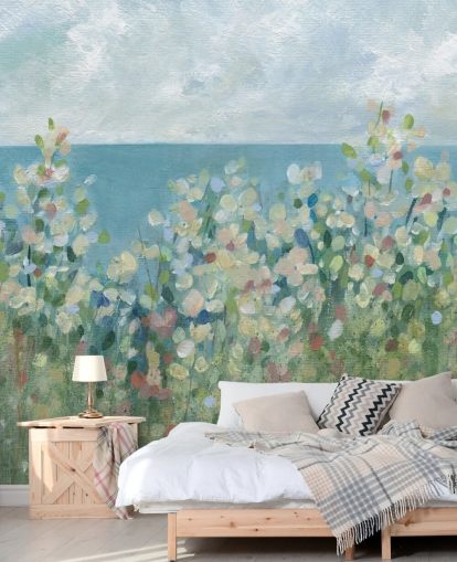 mural de papel de parede de jardim azul, verde e branco chamado Seaside Garden de Carol Robinson para quartos e salas de estar