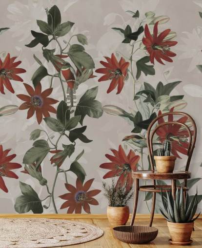 rote und grüne Blumentapete namens Clematis II von Marina Stupakova für Schlafzimmer und Lounges