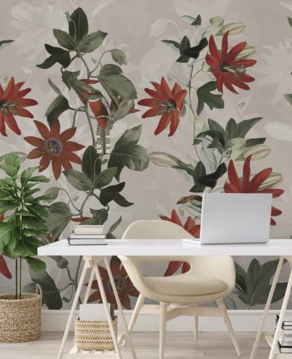 rote und grüne Blumentapete namens Clematis II von Marina Stupakova für Schlafzimmer und Lounges