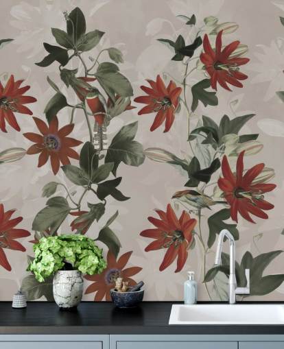 mural de papel de parede floral vermelho e verde chamado Clematis II de Marina Stupakova para quartos e salões mural de papel de parede floral vermelho e verde chamado Clematis II de Marina Stupakova para quartos e salões