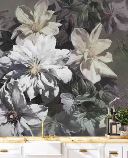 mural de papel pintado floral llamado Clematis de Marina Stupakova para dormitorios y salas de estar