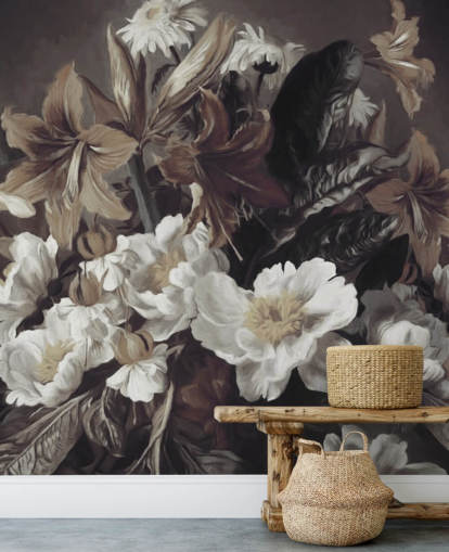 mural de papel de parede floral ousado chamado Iris and Gerbers de Marina Stupakova para quartos e salas de estar