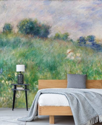 mural de papel pintado personalizable de bellas artes llamado Meadow (La Prairie) de Pierre-Auguste Renoir para dormitorios y salas de estar