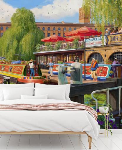 carta da parati murale colorata con scena londinese chiamata Camden Lock di Daniel Rodgers per case di cura carta da parati murale colorata con scena londinese chiamata Camden Lock di Daniel Rodgers per case di cura