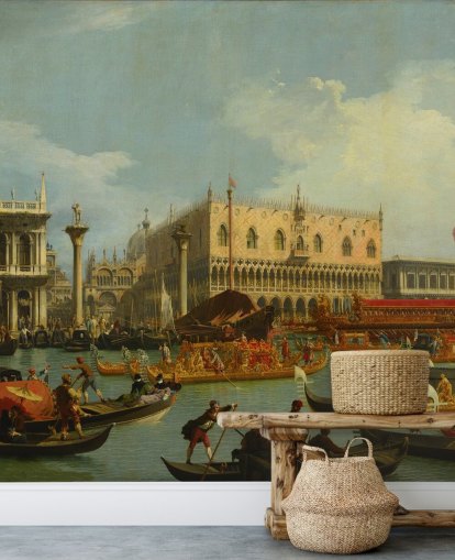 mural de papel de parede de belas artes chamado The Bucentaur Returns to the Pier at the Doge Palace, de Canaletto
