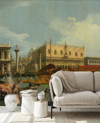 Kunsttapete mit dem Titel Der Bucentaur kehrt zum Pier des Dogenpalastes zurück von Canaletto Kunsttapete mit dem Titel Der Bucentaur kehrt zum Pier des Dogenpalastes zurück von Canaletto