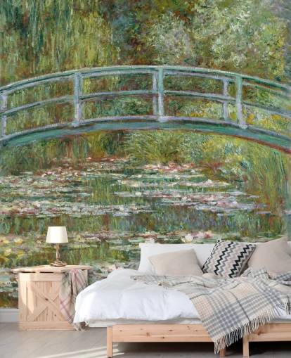 Kunsttapete mit dem Titel Brücke über einen Teich mit Seerosen von Monet für Wohn- und Schlafzimmer
