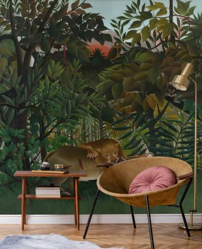 mural de papel de parede de belas artes chamado The Hungry Lion Throws Itself on the Antelope, de Henri Rousseau