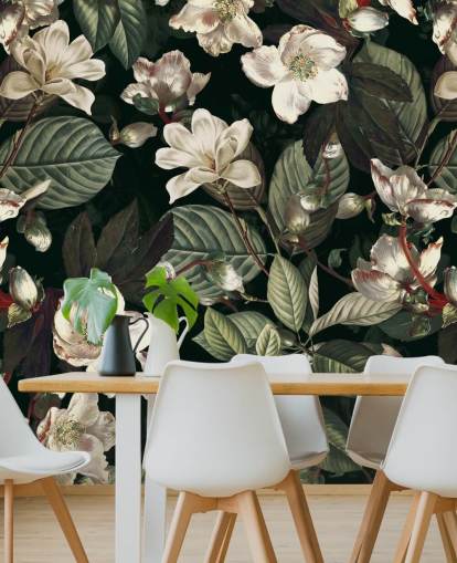 mural de papel pintado floral llamado Dark Garden IX de Burcu Korkmazyurek para salones y dormitorios