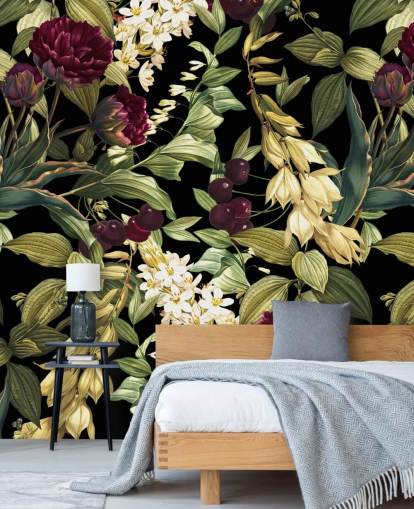 donkere bloemenmuurschildering genaamd Dark Garden VIII van Burcu Korkmazyurek