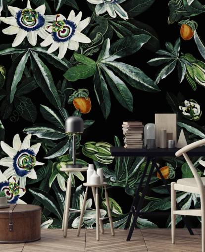 mural de papel de parede floral chamado Exotic Garden Night XI de Burcu Korkmazyurek para quartos e salões