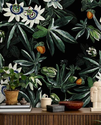 blomstertapet veggmaleri kalt Exotic Garden Night XI av Burcu Korkmazyurek for soverom og salonger