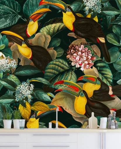 Blumentapete mit dem Titel Floral and Birds Vintage Garden Night II von Burcu Korkmazyurek Blumentapete mit dem Titel Floral and Birds Vintage Garden Night II von Burcu Korkmazyurek