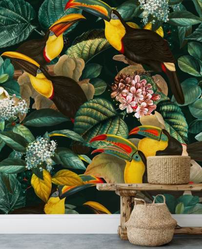 papier peint floral intitulé Floral and Birds Vintage Garden Night II par Burcu Korkmazyurek