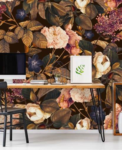 mural de papel pintado floral oscuro llamado Garden of Eden III Night de Burcu Korkmazyurek para dormitorios mural de papel pintado floral oscuro llamado Garden of Eden III Night de Burcu Korkmazyurek para dormitorios