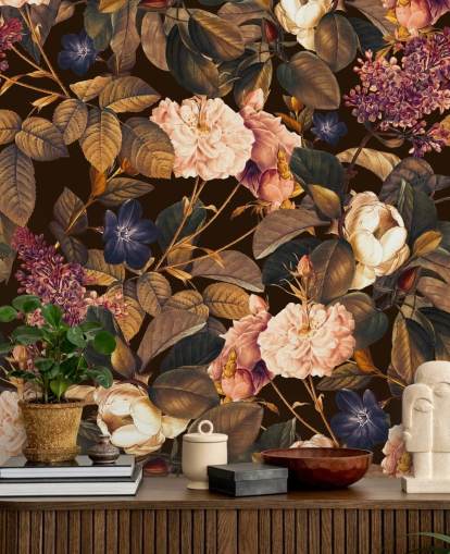 mörk blommig tapetväggmålning kallad Garden of Eden III Night av Burcu Korkmazyurek för sovrum mörk blommig tapetväggmålning kallad Garden of Eden III Night av Burcu Korkmazyurek för sovrum