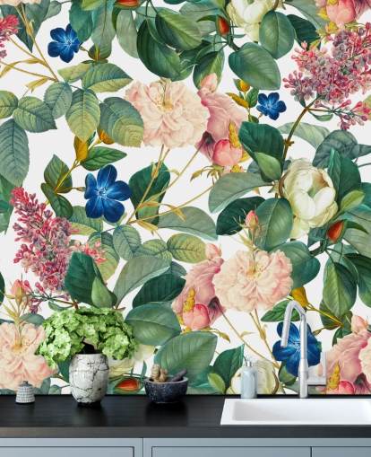 mural de pared floral llamado Garden of Eden III de Burcu Korkmazyurek para dormitorios, pasillos y salas de estar