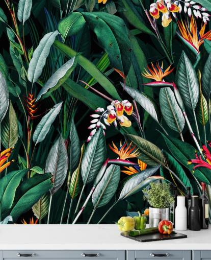 carta da parati murale botanica chiamata Midnight Garden V di Burcu Korkmazyurek per camere da letto e bagni