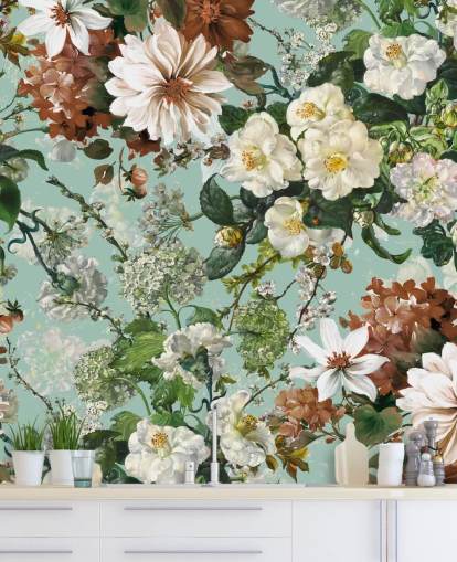 bloemenmuurschildering genaamd Midnight Garden XIII van Burcu Korkmazyurek voor lounges en slaapkamers