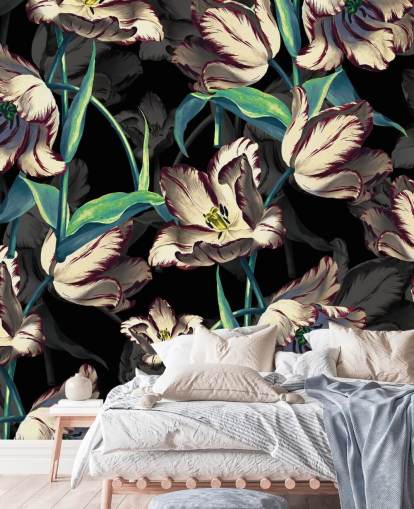 stort blomstertapet vægmaleri kaldet Night Forest XIII af Burcu Korkmazyurek til soveværelser og lounger