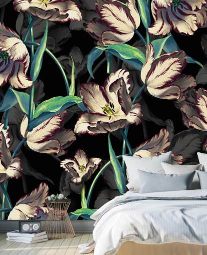 grande mural de papel de parede floral chamado Night Forest XIII de Burcu Korkmazyurek para quartos e salões