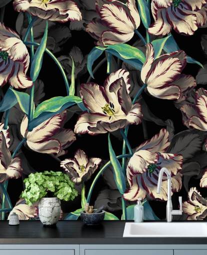 stort blomstertapet veggmaleri kalt Night Forest XIII av Burcu Korkmazyurek for soverom og salonger