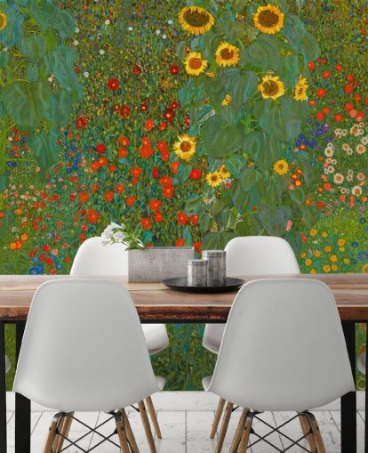 fine art behangmuurschildering genaamd Farm Garden with Sunflowers van Gustav Klimt voor slaapkamers, keukens en lounges fine art behangmuurschildering genaamd Farm Garden with Sunflowers van Gustav Klimt voor slaapkamers, keukens en lounges