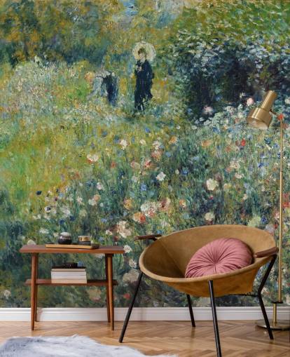 mural de pared de bellas artes llamado Mujer con sombrilla en un jardín de Pierre-Auguste Renoir para salones y dormitorios