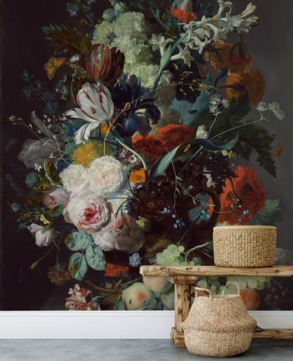 blomstertapet kalt Stilleben med blomster og frukt (1715) av Jan van Huysum for soverom og blomstertapet kalt Stilleben med blomster og frukt (1715) av Jan van Huysum for soverom og