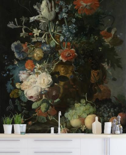 Blumentapete mit dem Titel Stillleben mit Blumen und Früchten (1721) von Jan van Huysum für Wohnzimmer, Flure und Badezimmer