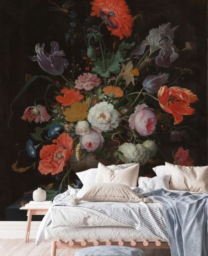 papel pintado floral de bellas artes llamado Naturaleza muerta con flores y un reloj de Abraham Mignon para salas de estar y dormitorios
